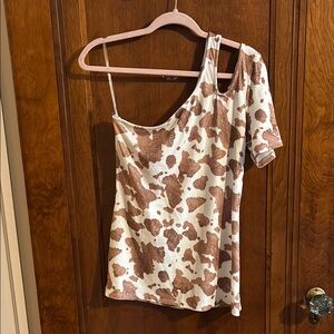 NWOT Blue Buttercup Brown and White Cow Print One Shoulder Top Size L
